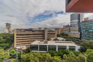 Image 3 - 700647