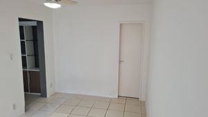 Image 3 - 700685