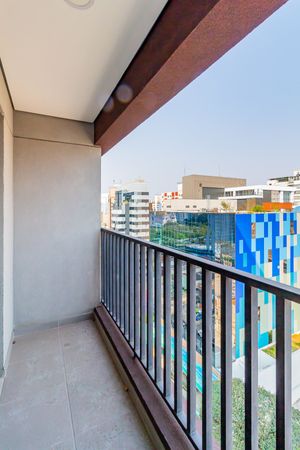Image 7 - 700786