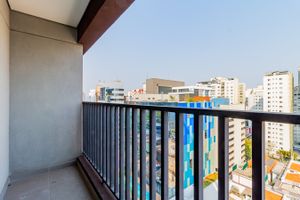 Image 6 - 700786