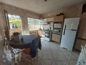 Image 5 - 700931