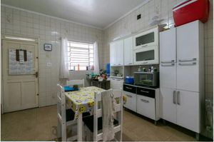 Image 15 - 701021