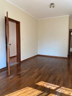 Image 17 - 701022