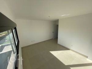 Image 37 - 701161