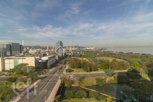Image 13 - 701493