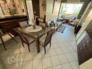 Image 21 - 701495