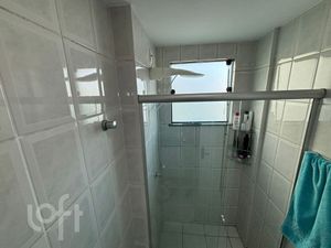 Image 4 - 701495
