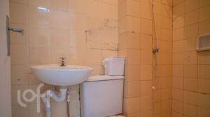 Image 34 - 701497