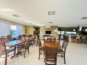 Image 15 - 701531
