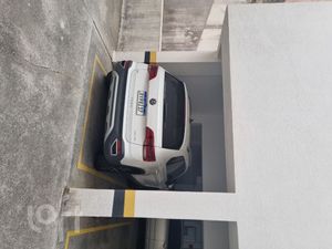 Image 19 - 701582