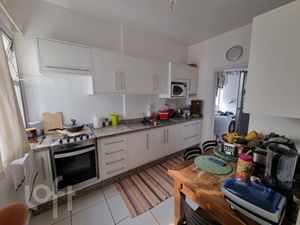 Image 7 - 701582
