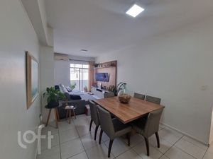 Image 4 - 701582