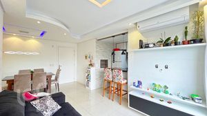 Image 18 - 701782