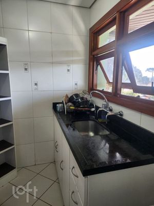Image 10 - 702433