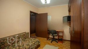 Image 42 - 702439