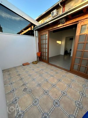 Image 13 - 702531