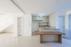 Image 23 - 702796