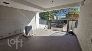Image 4 - 702796