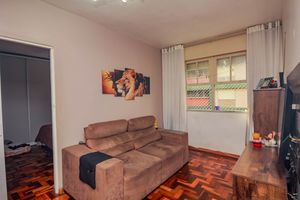 Image 1 - 702864