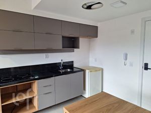Image 4 - 702978