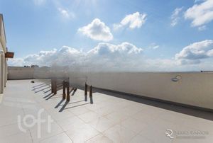 Image 28 - 703020