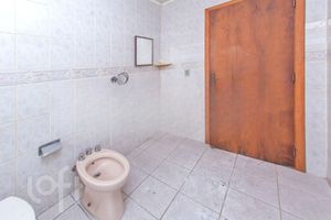 Image 30 - 703465