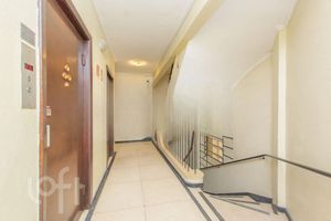 Image 8 - 703465
