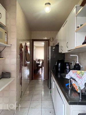 Image 14 - 703558