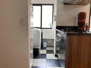 Image 2 - 703683