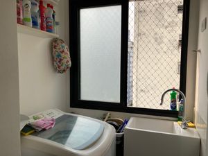 Image 9 - 703683