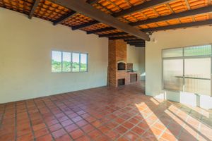 Image 15 - 703777