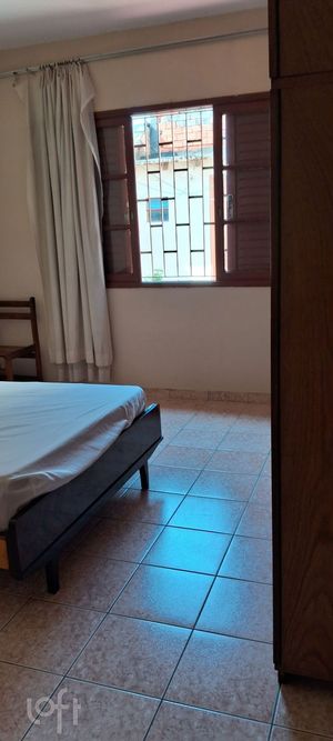 Image 4 - 703783
