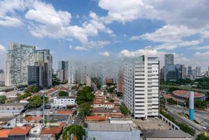 Image 33 - 703861
