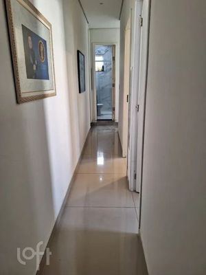 Image 9 - 703911