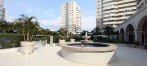 Image 33 - 703951