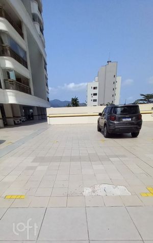 Image 41 - 703951
