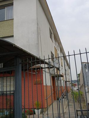 Image 5 - 703961