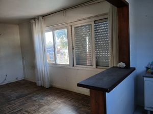 Image 1 - 703961