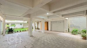 Image 35 - 704049