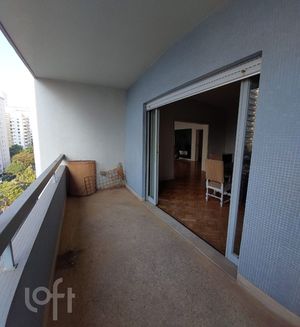 Image 7 - 704162