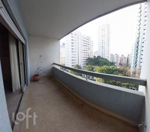 Image 21 - 704162