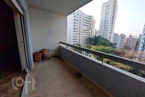 Image 9 - 704162