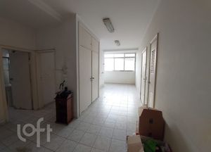 Image 48 - 704162