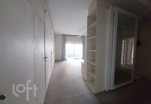 Image 31 - 704162