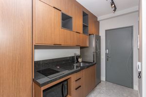 Image 11 - 704422