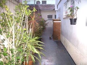 Image 9 - 704460