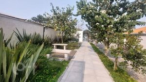 Image 30 - 704888