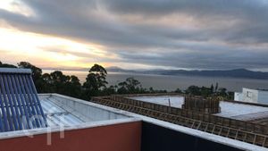 Image 10 - 705020