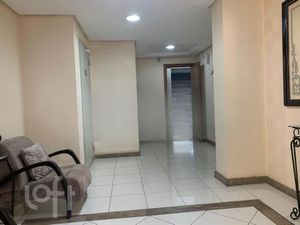 Image 19 - 705311