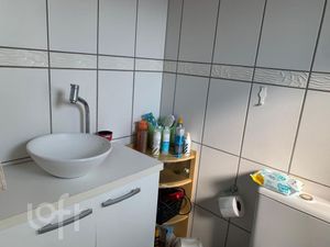 Image 4 - 705311